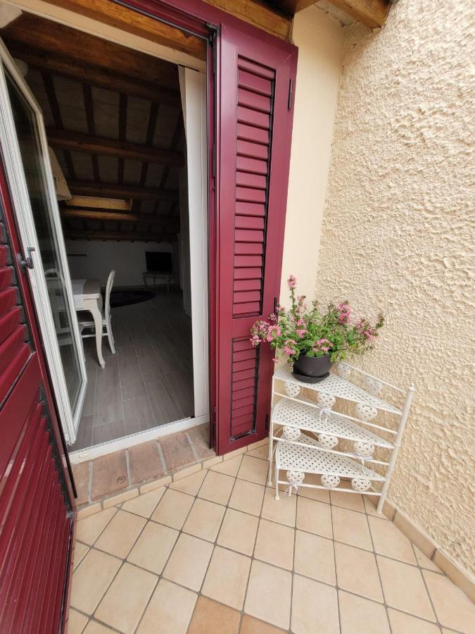 Attic Apartment Rimini Bagian luar foto